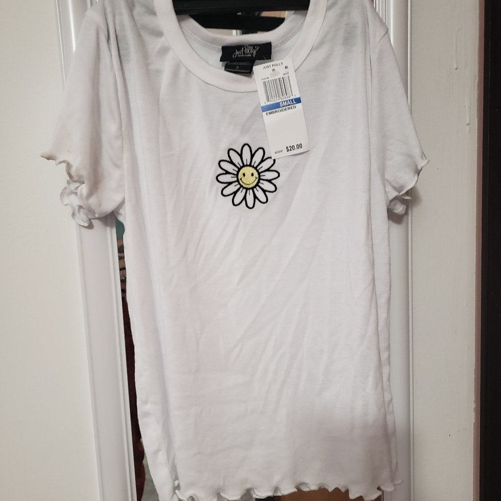 White smiling sun t-shirt
